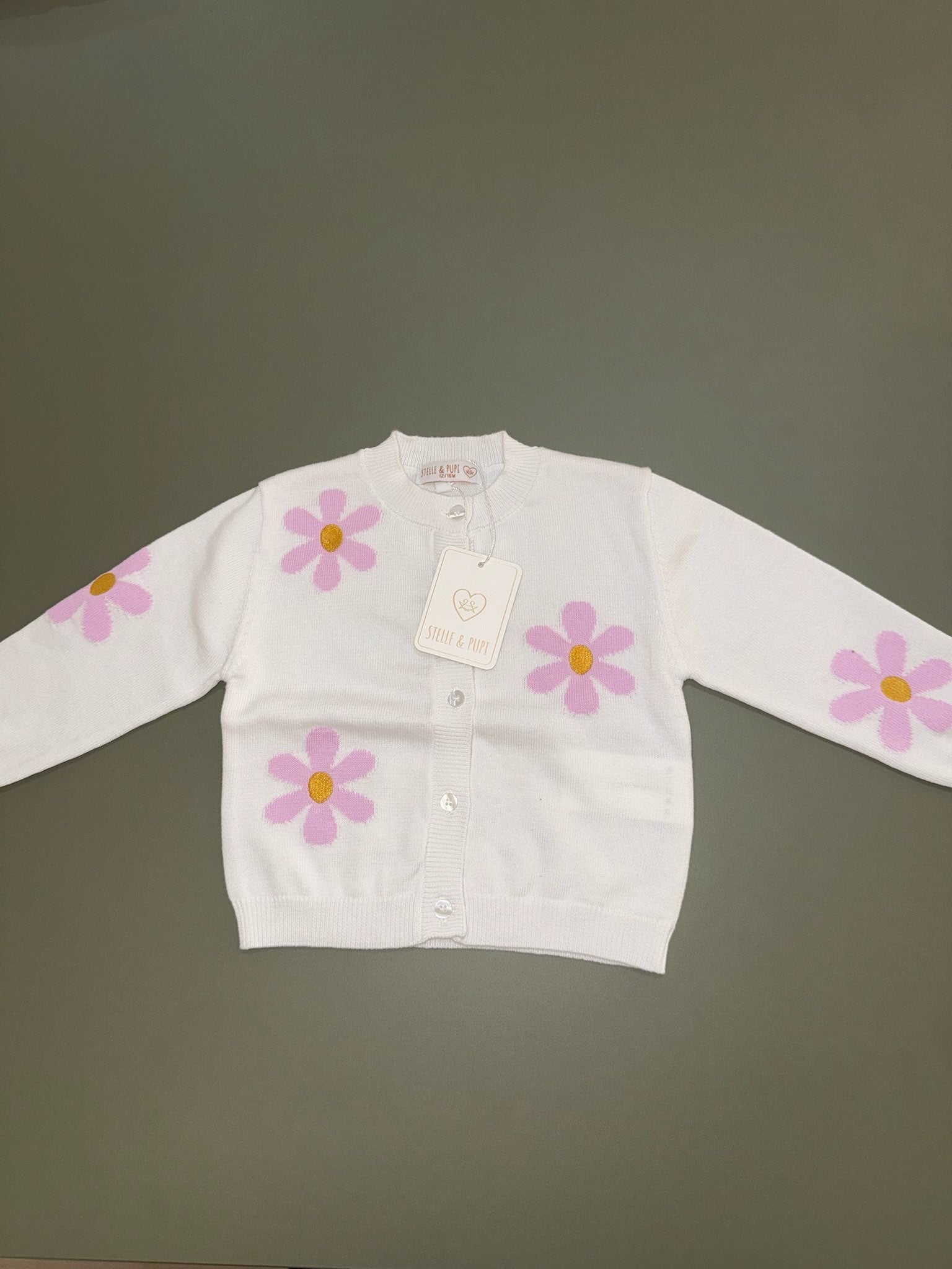 Cardigan Flower